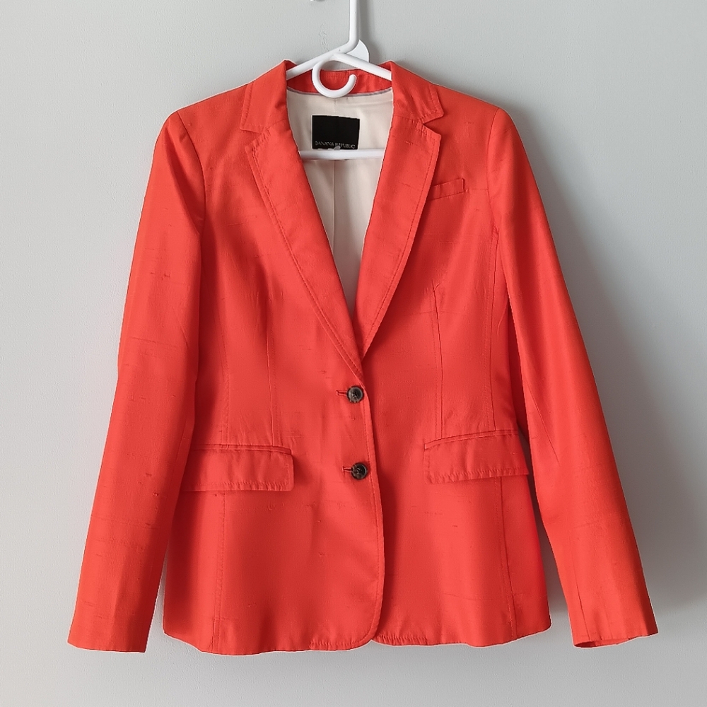 Banana Republic Silk Blend Blazer 2 Button Lined Collared Burnt Orange Size 4